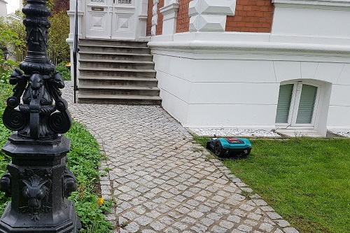 Vielfältige Gartentechnik in einem Kundenprojekt